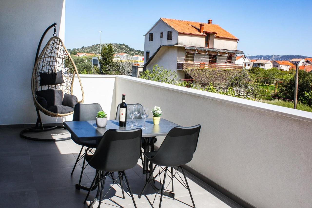 Apartmani Hiza I Vila Betina  Eksteriør billede